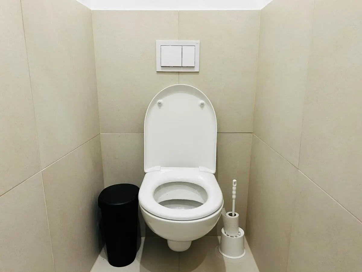 Long Term Central Renovated Apartment