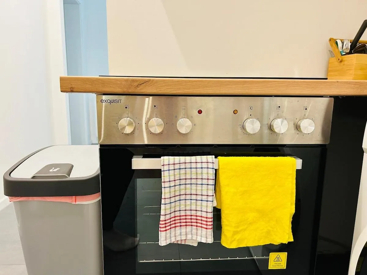 Long Term Central Renovated Apartment